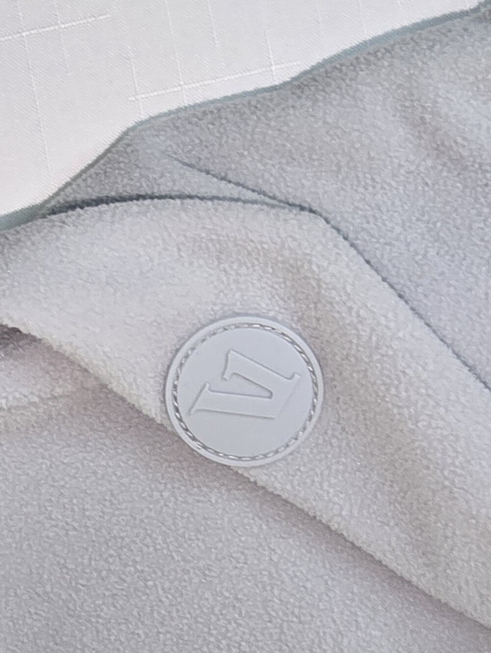 Vuori Light Chalk Gray Blue Quarter-Zip Pullover Hoodie Gorpcore Athleisure - Picture 6 of 9